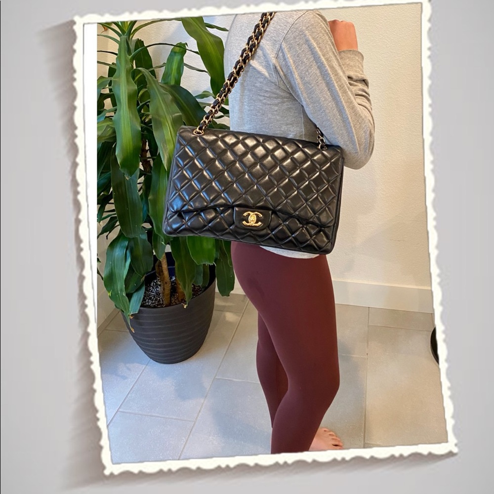 💓Sold💓Chanel classic maxi flap - Picture 8 of 8